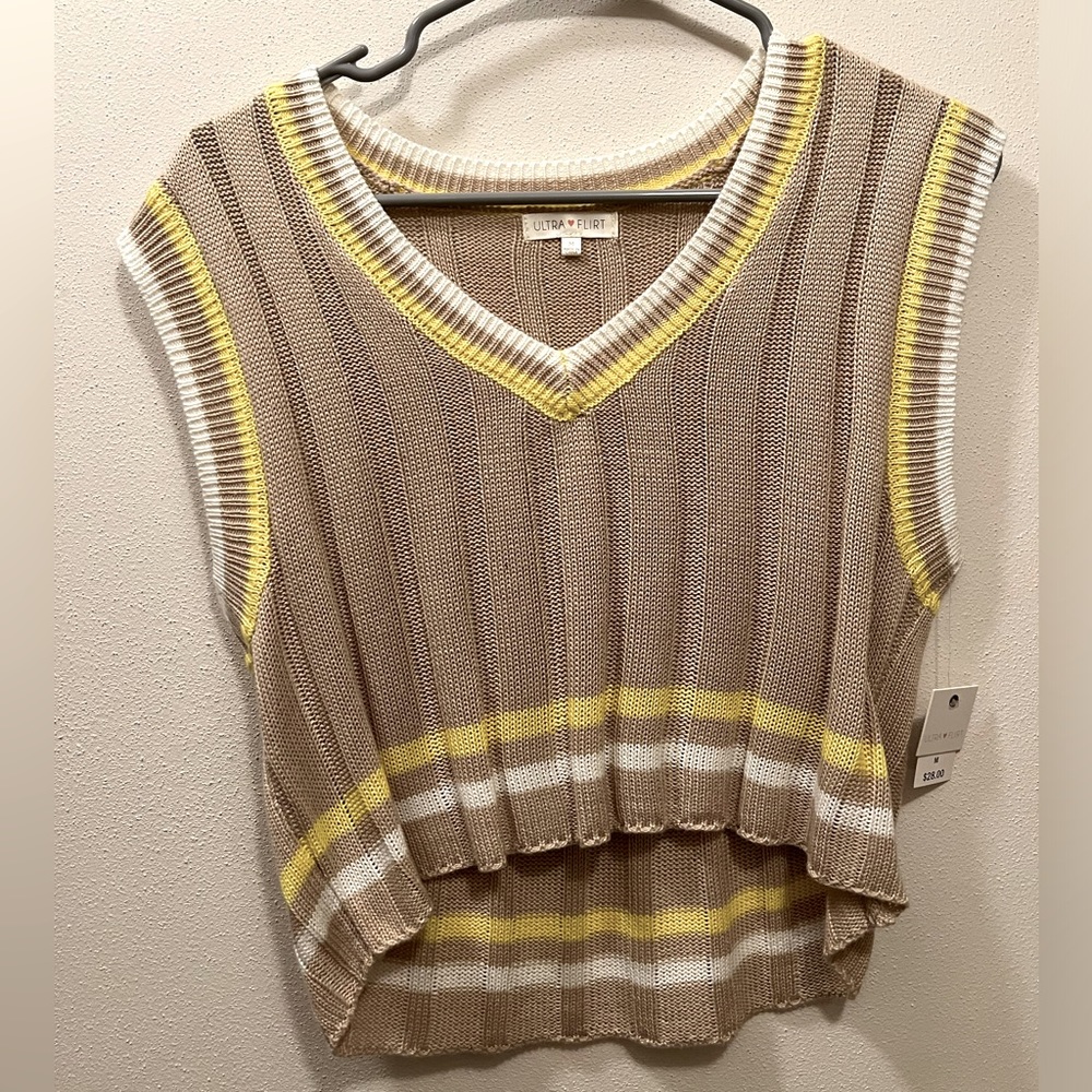 Ultra Flirt Cropped Knitted Vest